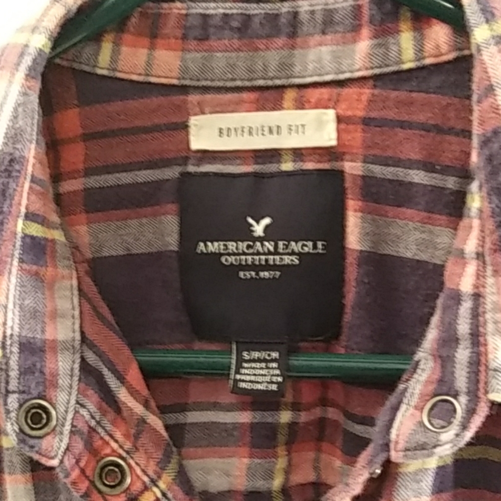 Ladies, American Eagle flannel shirt. Sz. Small - Picture 2 of 5